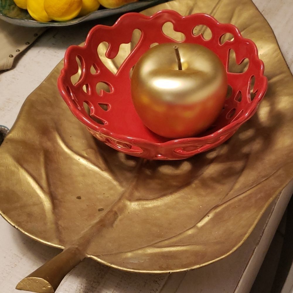 Golden Apple Home Decor - Picture 2 of 4